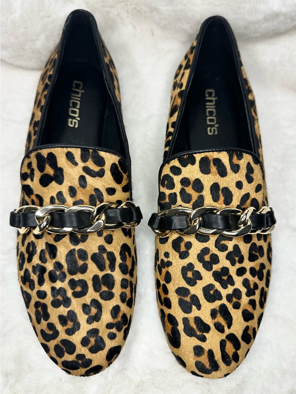 Chico's Leopard Print Calf Hair/Leather Slip-On Loafers with Chain Accent Sz 9.5 - Picture 2 of 7